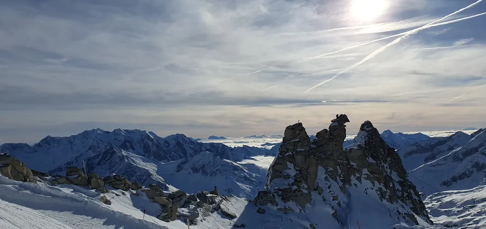 Felsgipfel im Winter